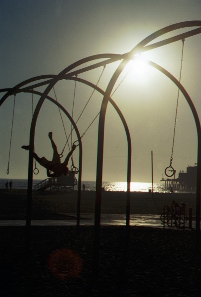 406x600 pixels (65K)