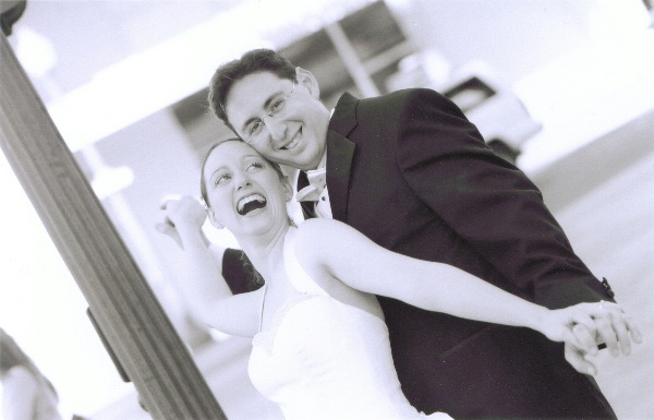 600x385 pixels (69K)